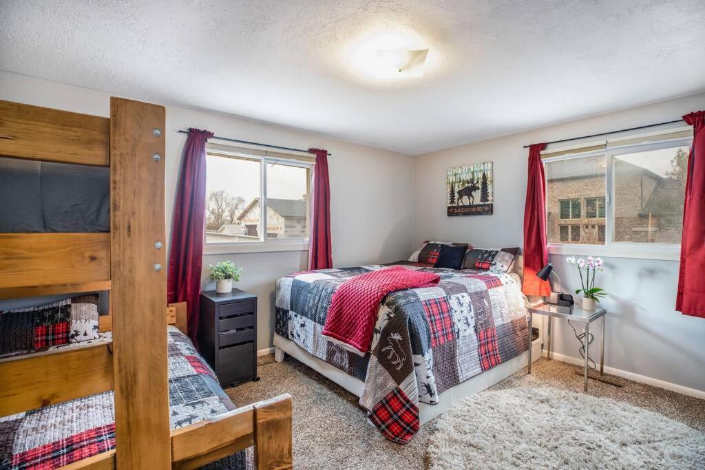 Pet Friendly Millcreek Home Close To Downtown/Mtns Salt Lake City Esterno foto