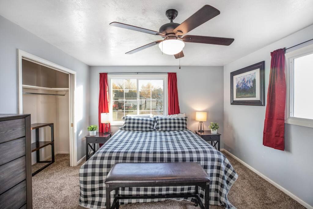 Pet Friendly Millcreek Home Close To Downtown/Mtns Salt Lake City Esterno foto